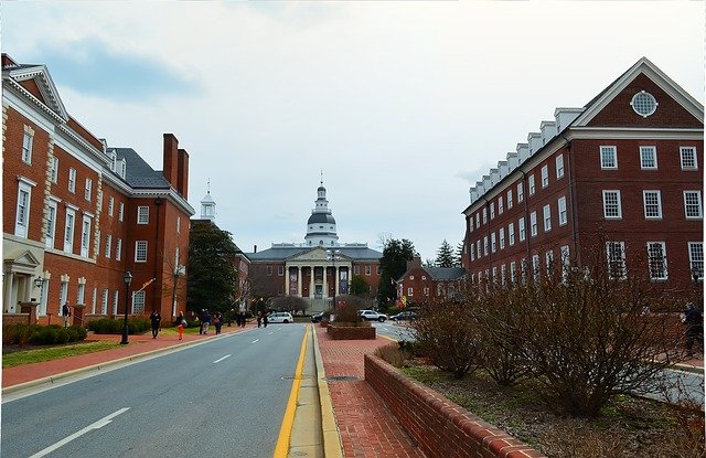 Annapolis city hall.