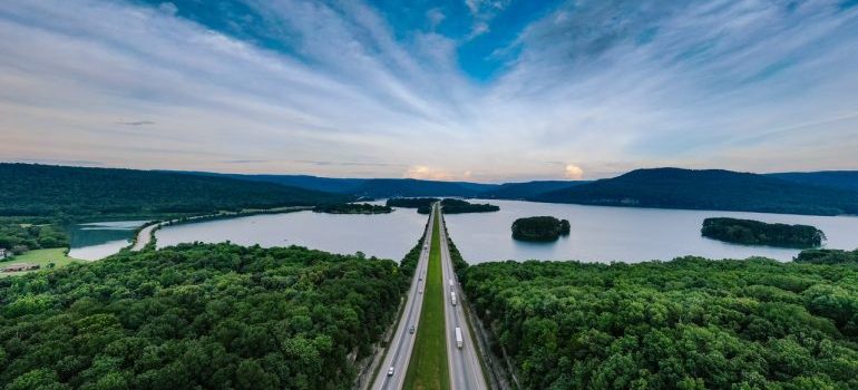 Moving away from Nickajack Lake, TN can be hard, but interstate movers Tennessee will make the transition easier.