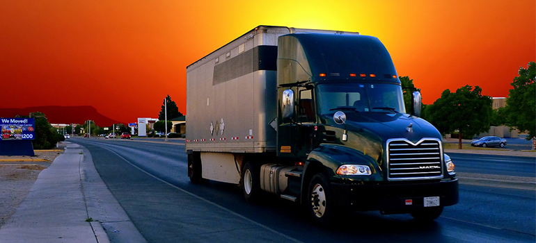 best cross country movers Newark and their truck