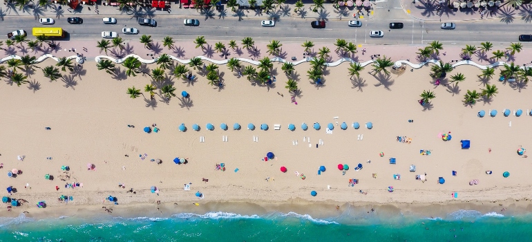 a birds-eye view of a public beach in Fort Lauderdale, Florida